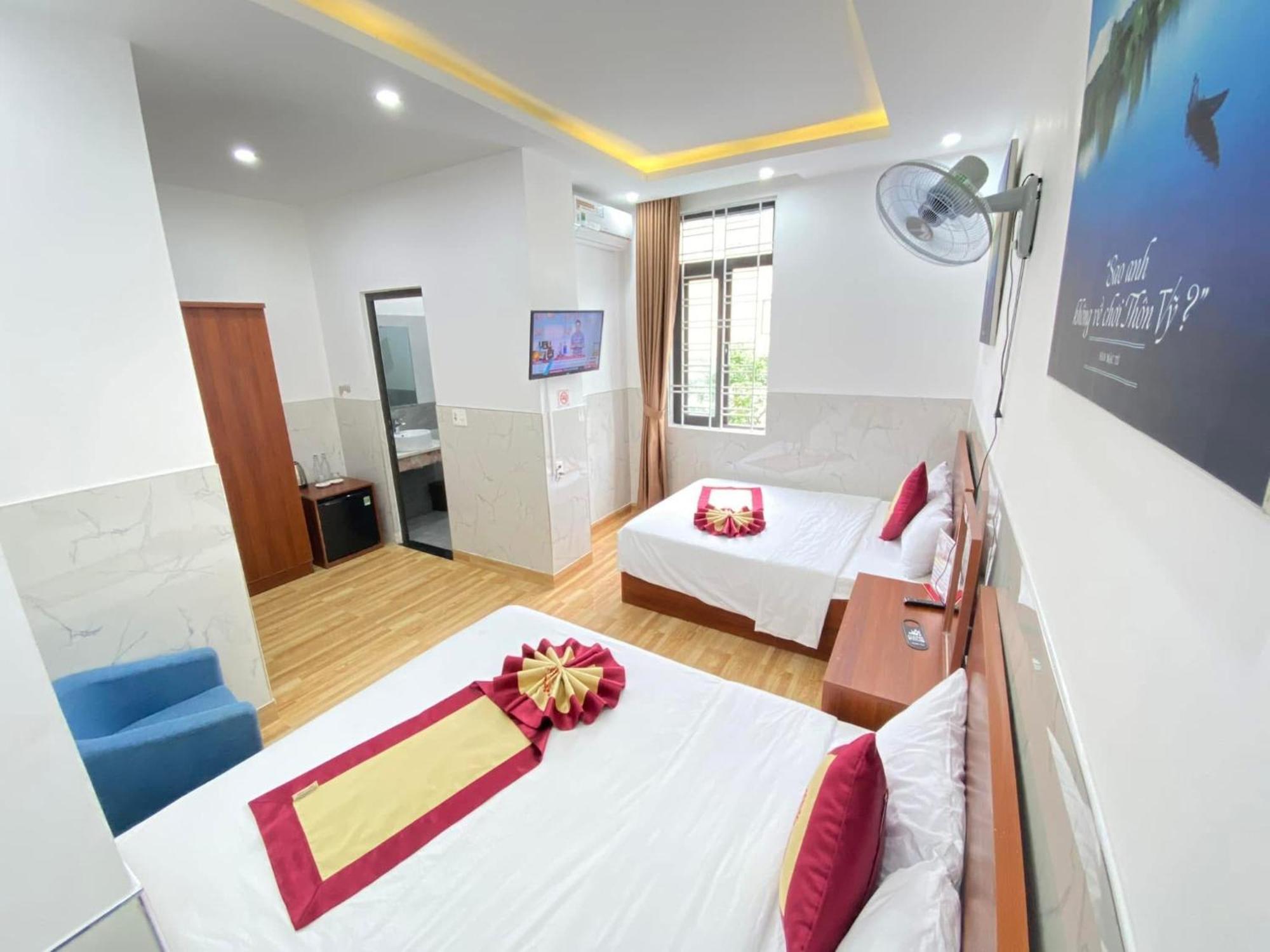 Sapphire Hotel هوي المظهر الخارجي الصورة